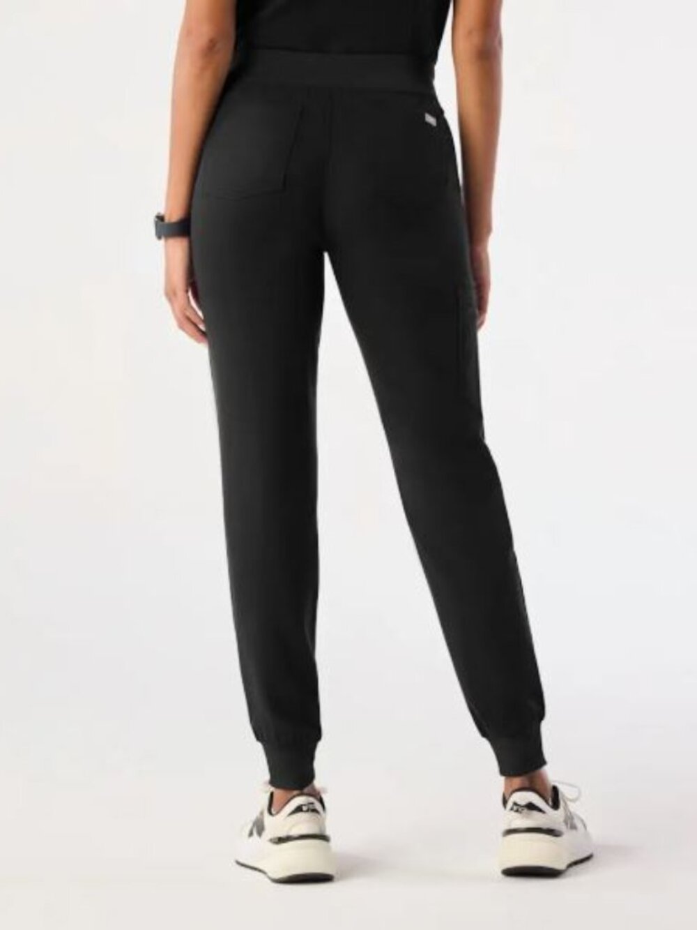 New Set - Catarina Top + Zamora Jogger Scrub Pants - Small - Picture 4 of 4